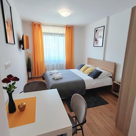Lucky Center Ljubljana Apartment Exterior photo