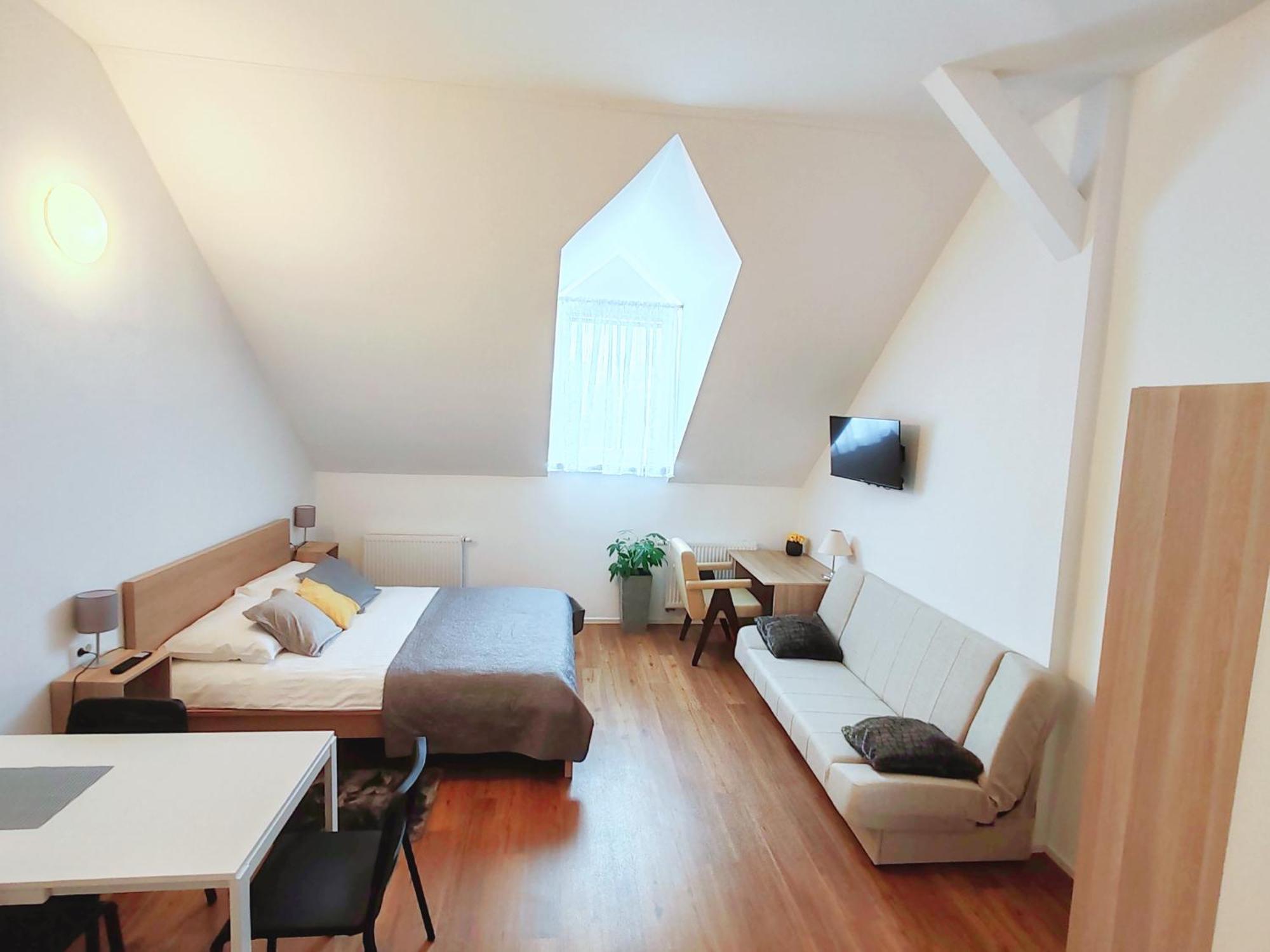 Lucky Center Ljubljana Apartment Exterior photo